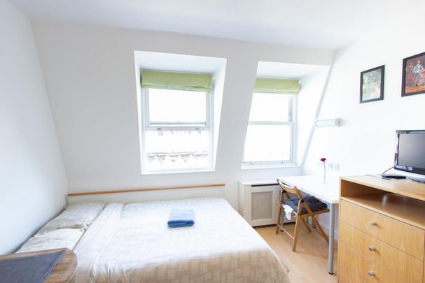 Flat 21 Penywern Road, Earls Court SW5 9SX - Photo 1