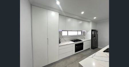 5 Bedroom House - Photo 3