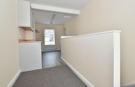 43 Main Street, Kircubbin, BT22 2SR - Photo 4