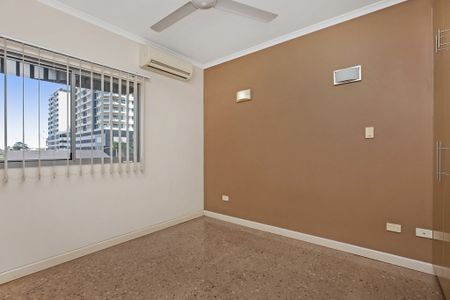 7/30 Cavenagh Street, Darwin City, NT 0800 - Photo 3