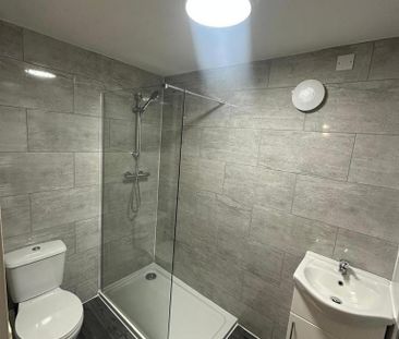 2 bedroom terraced house to rent - Photo 6