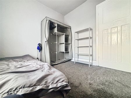 3 bedroom house to rent St. Pauls Road, Smethwick, West Midlands, B66 - Photo 5