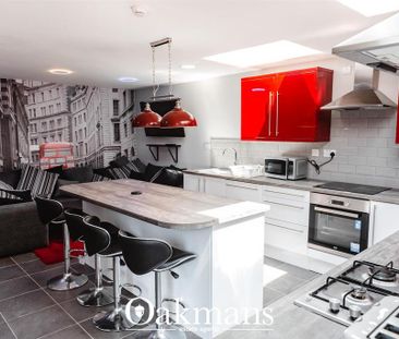 8 bedroom house to rent - Photo 1