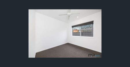 New Home In Eli Waters! - Photo 4