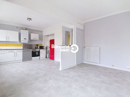 Location appartement à Lorient, 2 pièces 44.05m² - Photo 4