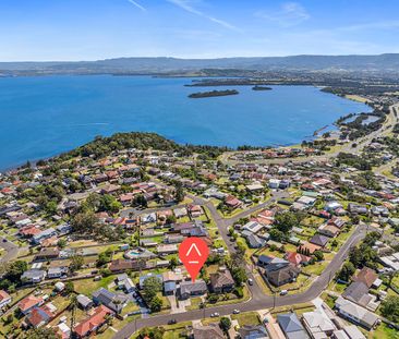 46 Noble Parade, Lake Heights NSW 2502 - House For Rent | Domain - Photo 6