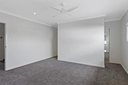 38 Clearwater Street, - Photo 5