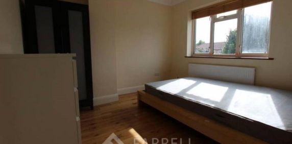 House share to rent - Photo 2