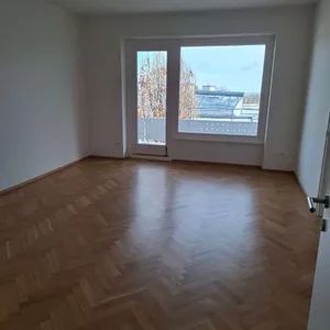 Exklusives Wohnen in Döbling: 132 m² Traumwohnung mit 3 Balkonen & Kamin! - Photo 3