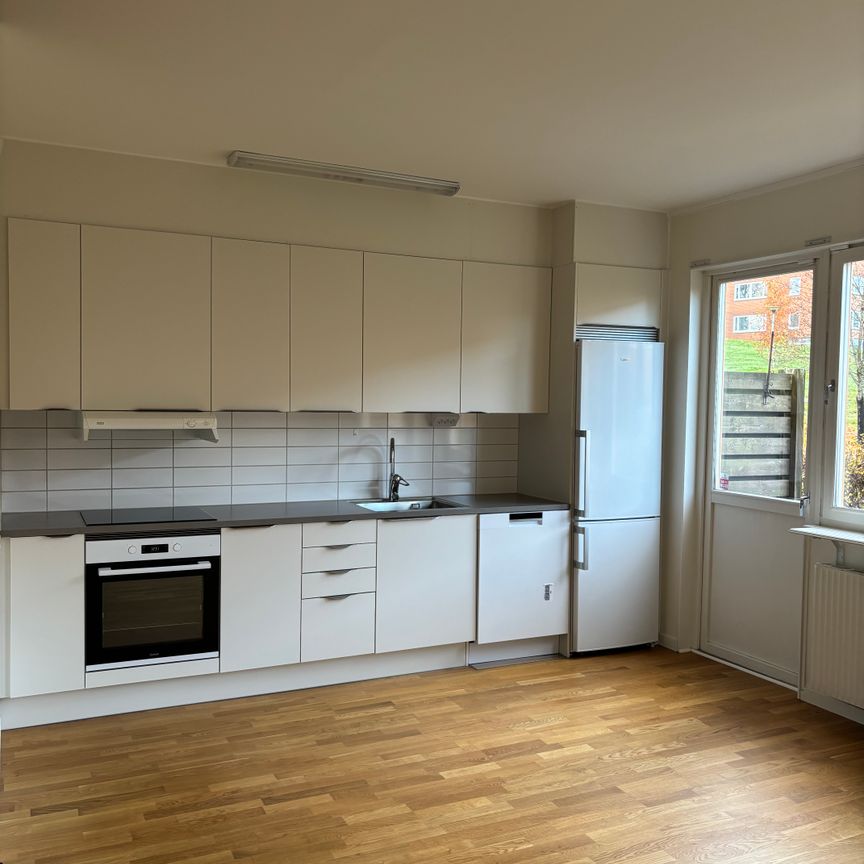 Axvägen 13 - Foto 1