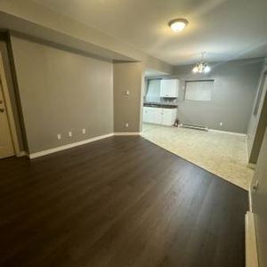 2 bedroom suite - walking distance to UFV/in-suite laundry - Photo 3