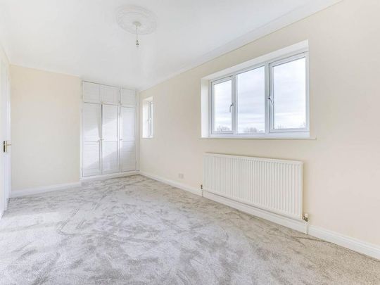 4 bedroom house to rent - Photo 1