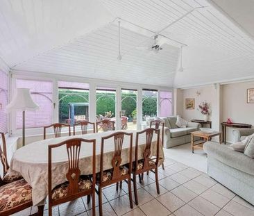 Tattenham Way, Tadworth, KT20 - Photo 5