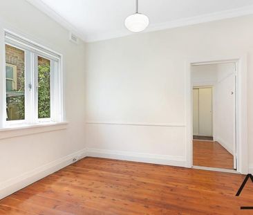 Renovated One bedroom Apartment - Photo 6