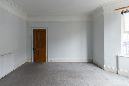 Wingrove Avenue, Fenham, Newcastle Upon Tyne - Photo 3