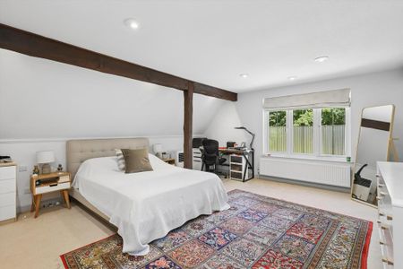 5 bedroom detached house to rent - Photo 4