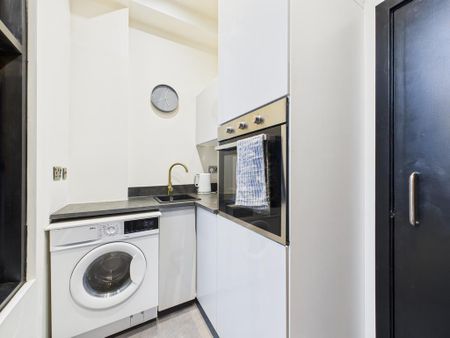 1 bedroom flat to rent - Photo 4