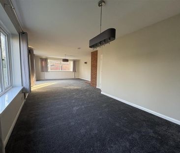 5 bedroom detached house to rent - Photo 1