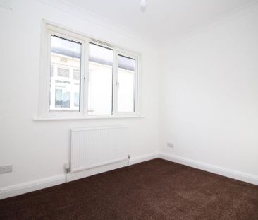 3 bedroom bungalow to rent - Photo 2