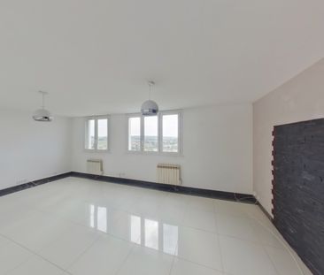 Location Appartement 3 pièces 71m² CHATELLERAULT 86100 - Photo 1