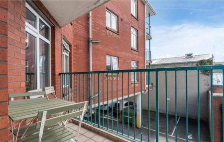 6 O'Neills Place, Church Road, Holywood, BT18 9BU - Photo 2