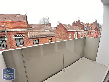 Location Appartement 2 pièces 46m² LILLE 59000 - Photo 4