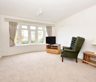 3 bedroom detached house to rent - Photo 3