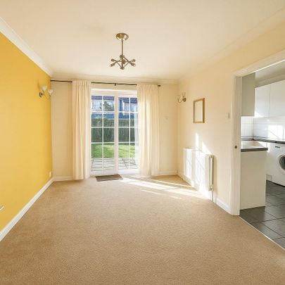 3 bedroom semi-detached house to rent - Photo 1