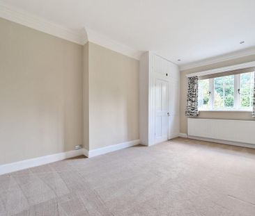 6 bedroom semi-detached house to rent - Photo 4