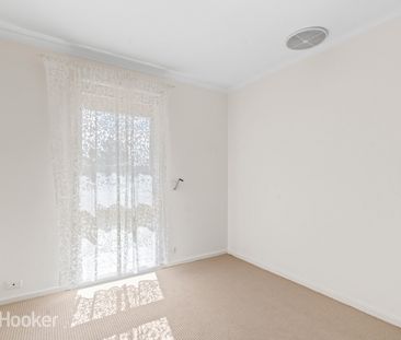 8 Hammond Avenue, Brahma Lodge SA 5109 - House For Rent | Domain - Photo 2