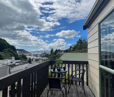 Flexible Lease: Fully Furnished 4-Bed Ready 20 Oct - Photo 5