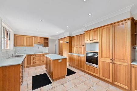 75 Osprey Drive, Illawong NSW 2234 - House For Rent | Domain - Photo 4