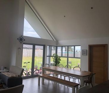 5 bedroom bungalow to rent - Photo 6