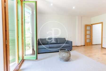 Apartment for Rent on Passeig Sant Joan - Photo 5