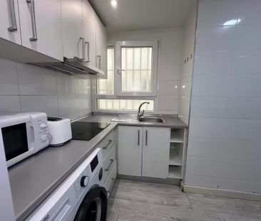 Paseo de Santa María de la Cabeza, Madrid, Community of Madrid 28045 - Photo 2