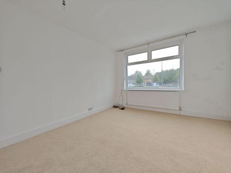 4 bedroom maisonette to rent - Photo 5