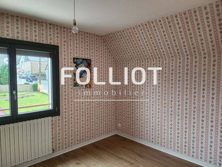 A LOUER - A 15 min de VIRE - PAVILLON F7 avec GARAGE et JARDIN - Photo 5