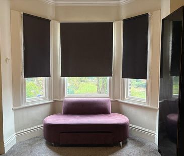 4 bedroom semi-detached house to rent - Photo 1