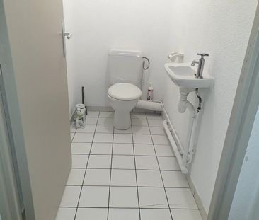 Appartement à Louer à LILLE 710 € - Photo 4