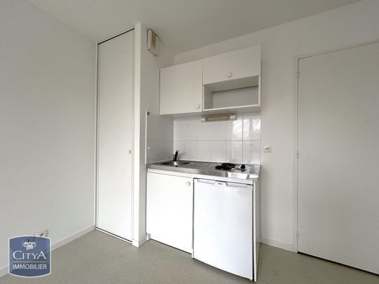Location Appartement 1 pièce 23m² ST NAZAIRE 44600 - Photo 1