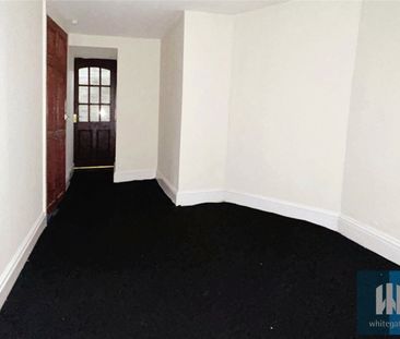 Hollyroyd House, 12 Bank Street, Dewsbury, WF12 - Photo 3