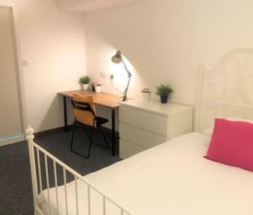 Studio to rent - Photo 5