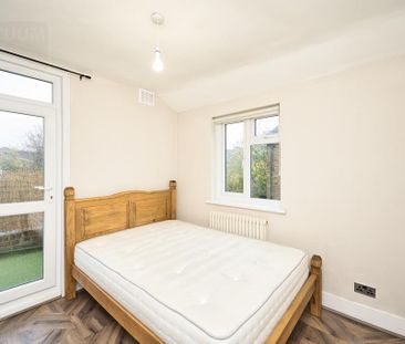 5 bedroom terraced house to rent - Photo 5