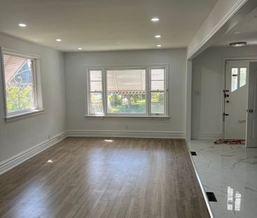 For Lease - 1 Aylesford Drive Unit# Main, Toronto, Ontario - Photo 3