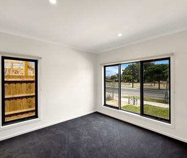 🏡 Brand New 3-Bedroom house in Wollert - Photo 3