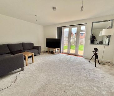 Tedder Grove, Nuneaton, CV11 - Photo 2