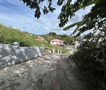 Location Appartement 2 pièces 33m² LES ABYMES 97139 - Photo 4