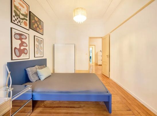 Avenida Álvares Cabral, Lisbon, Lisbon 1250-018 - Photo 1