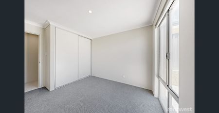 LOW MAINTENANCE LIVING! - Photo 5