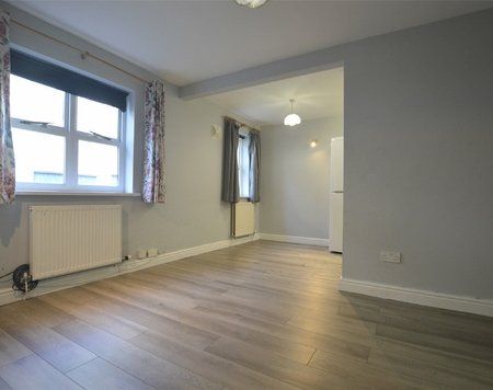 Witcombe Place, Cheltenham, Gloucestershire, GL52 - Photo 2